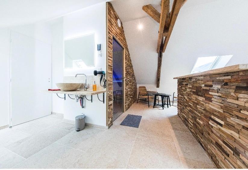 L'Evasion-Spa-Hammam-Sauna Illimite - 2 A 4 Pers Saint-Cyr-sur-Loire Dış mekan fotoğraf